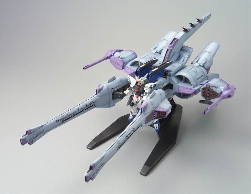 #16 Meteor Unit + Freedom Gundam "Gundam SEED", Bandai HG SEED (Gundam Model Kit)