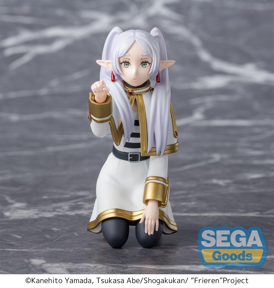 Frieren: Beyond Journey's End - PM Perching Figure - Frieren (Frieren Poking Something) (May 2026 Pre-Order)