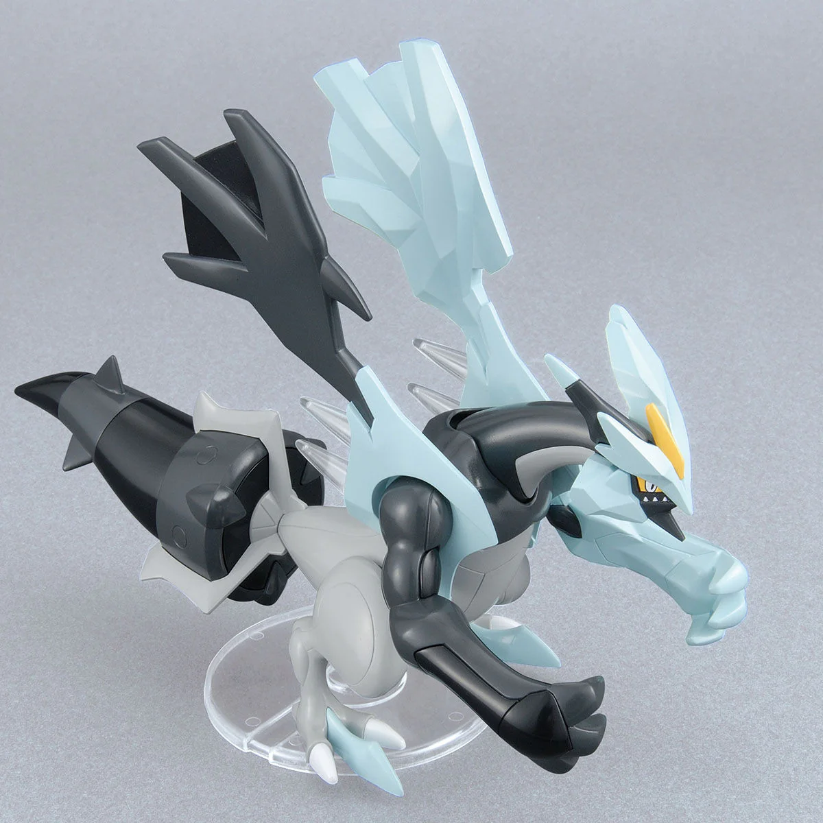 Black Kyurem "Pokemon", Bandai Hobby Pokemon Model Kit (Model Kit)