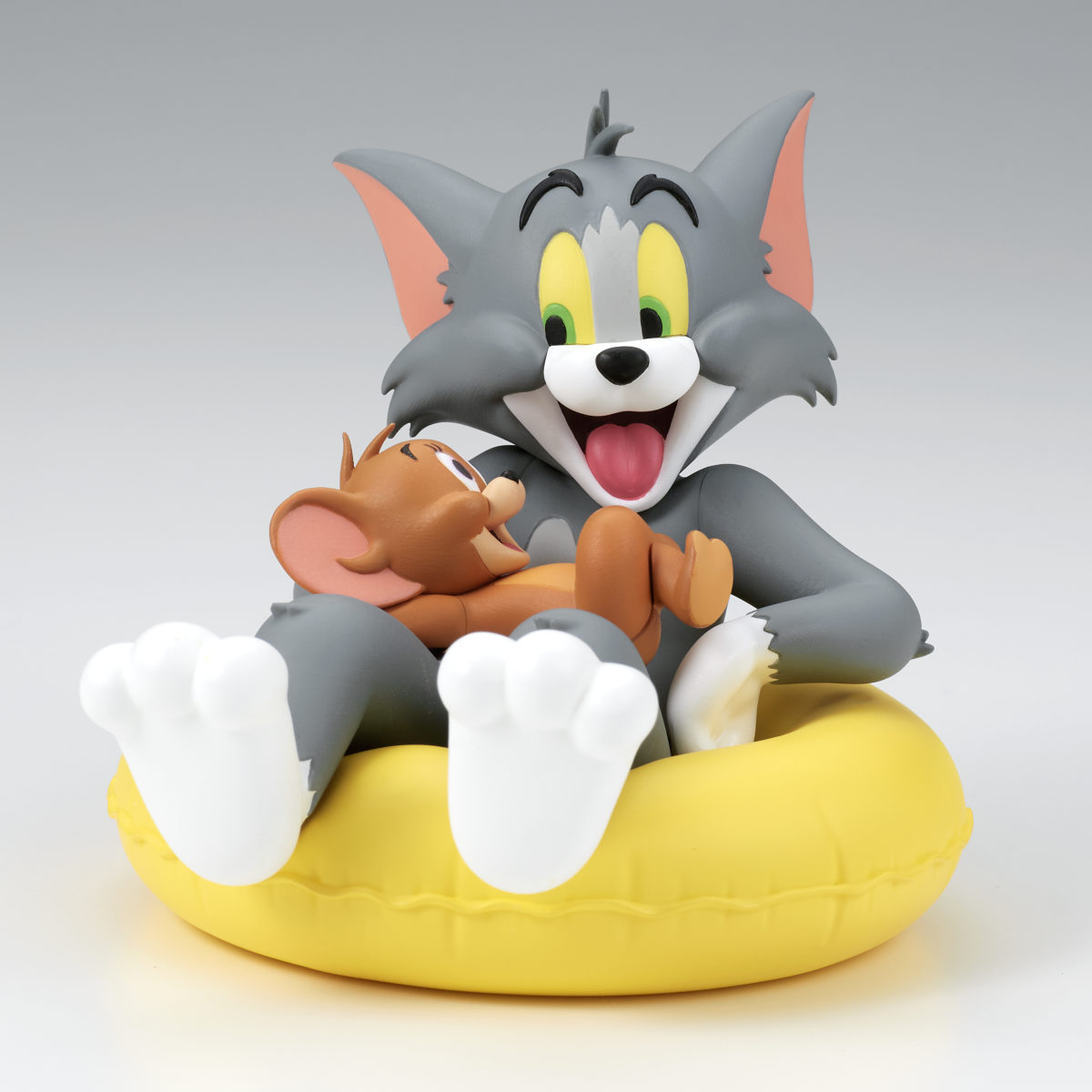 TOM AND JERRY FIGURE COLLECTION - Enjoy Float (September 2024 Pre-Order)