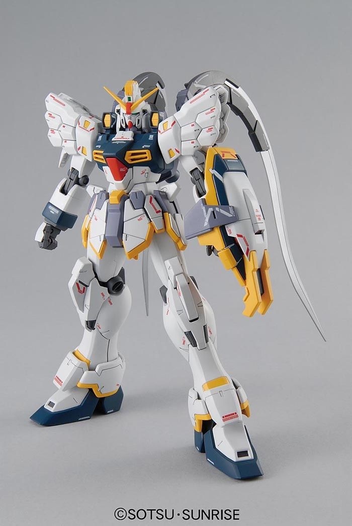 XXXG-01SR Gundam Sandrock EW, "Gundam Wing: Endless Waltz", Bandai MG (Gundam Model Kit)