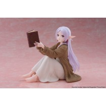 Frieren: Beyond Journey's End - Desktop Figure - Frieren (Roomwear ver.) (April 2026 Pre-Order)